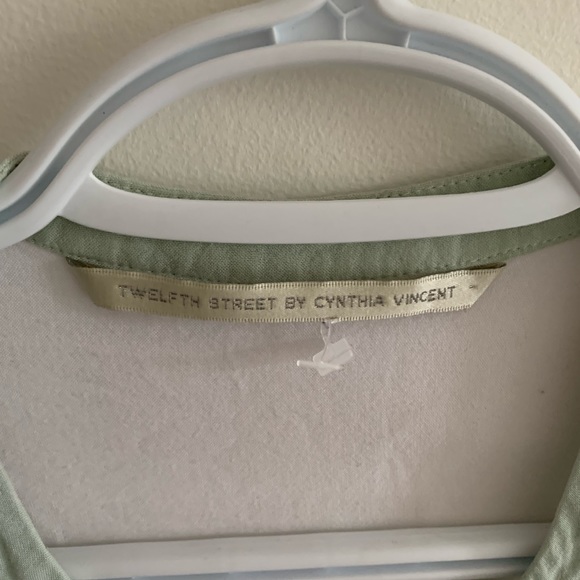 Twelfth street by Cynthia Vincent green white blouse button down top l small - Picture 2 of 7